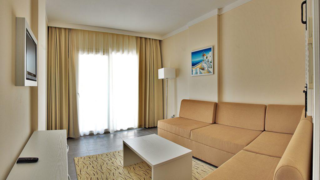 Batihan Beach Resort & Spa Kusadası Esterno foto