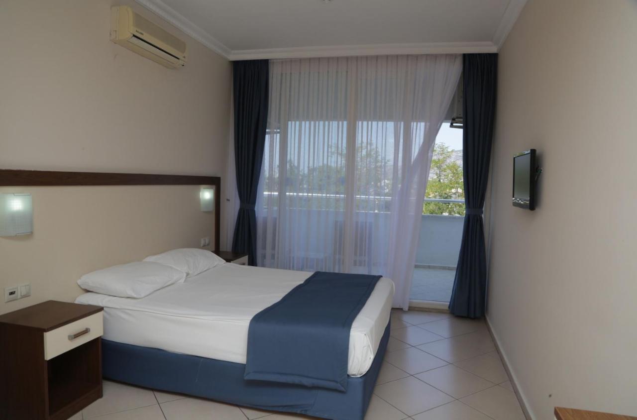 Batihan Beach Resort & Spa Kusadası Esterno foto